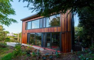 Holz House